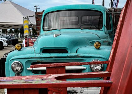 Köpa begagnad lastbil? Checklista, kostnader och hållbara val